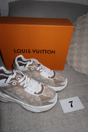 LV BROWN BEIGE SNEAKERS